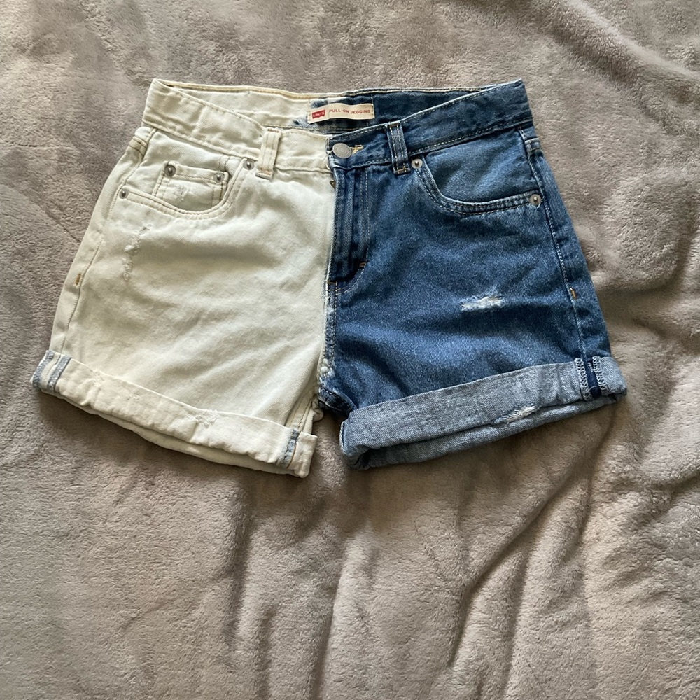 Levi's White and Blue Jean Shorts High-Waisted Split Design size 14